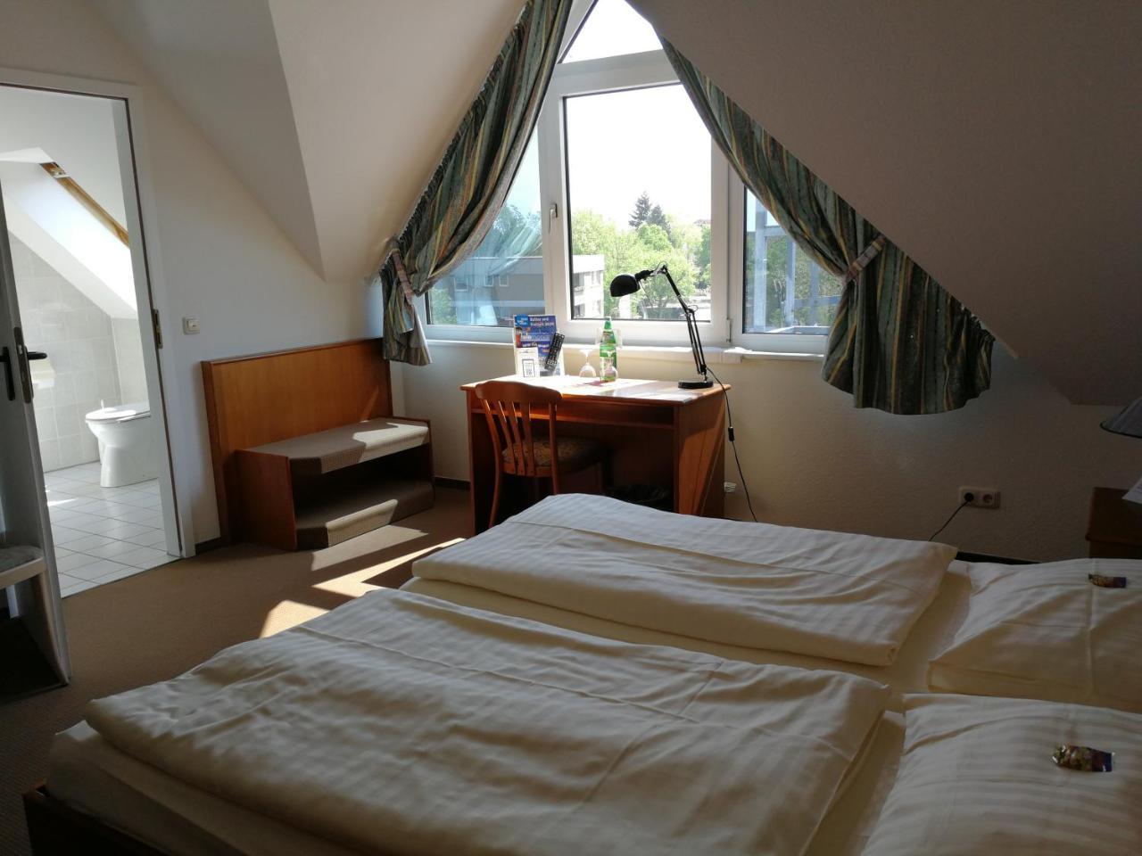 Brauhotel Jan Van Werth Neuss Bagian luar foto